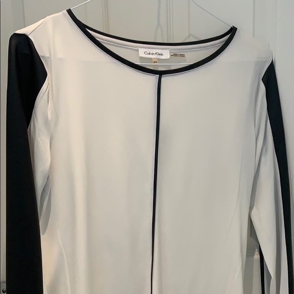 Calvin Klein cream top w/ black faux leather trim - Picture 2 of 3